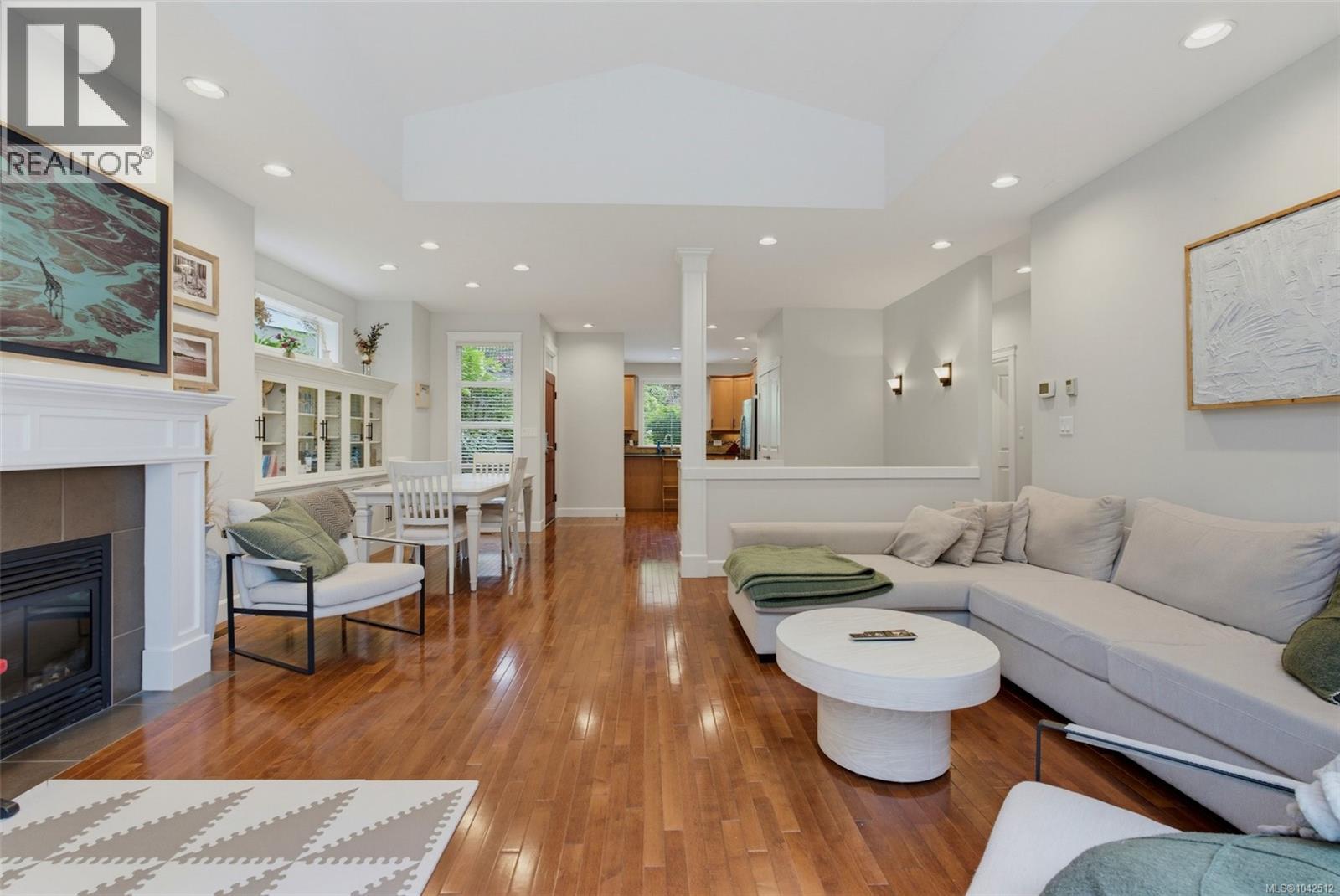 #22 551 Bezanton Way - 19