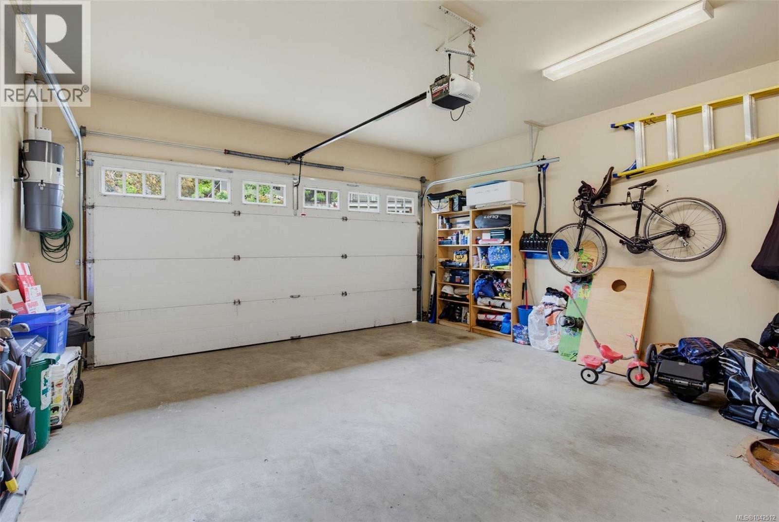 #22 551 Bezanton Way - 28