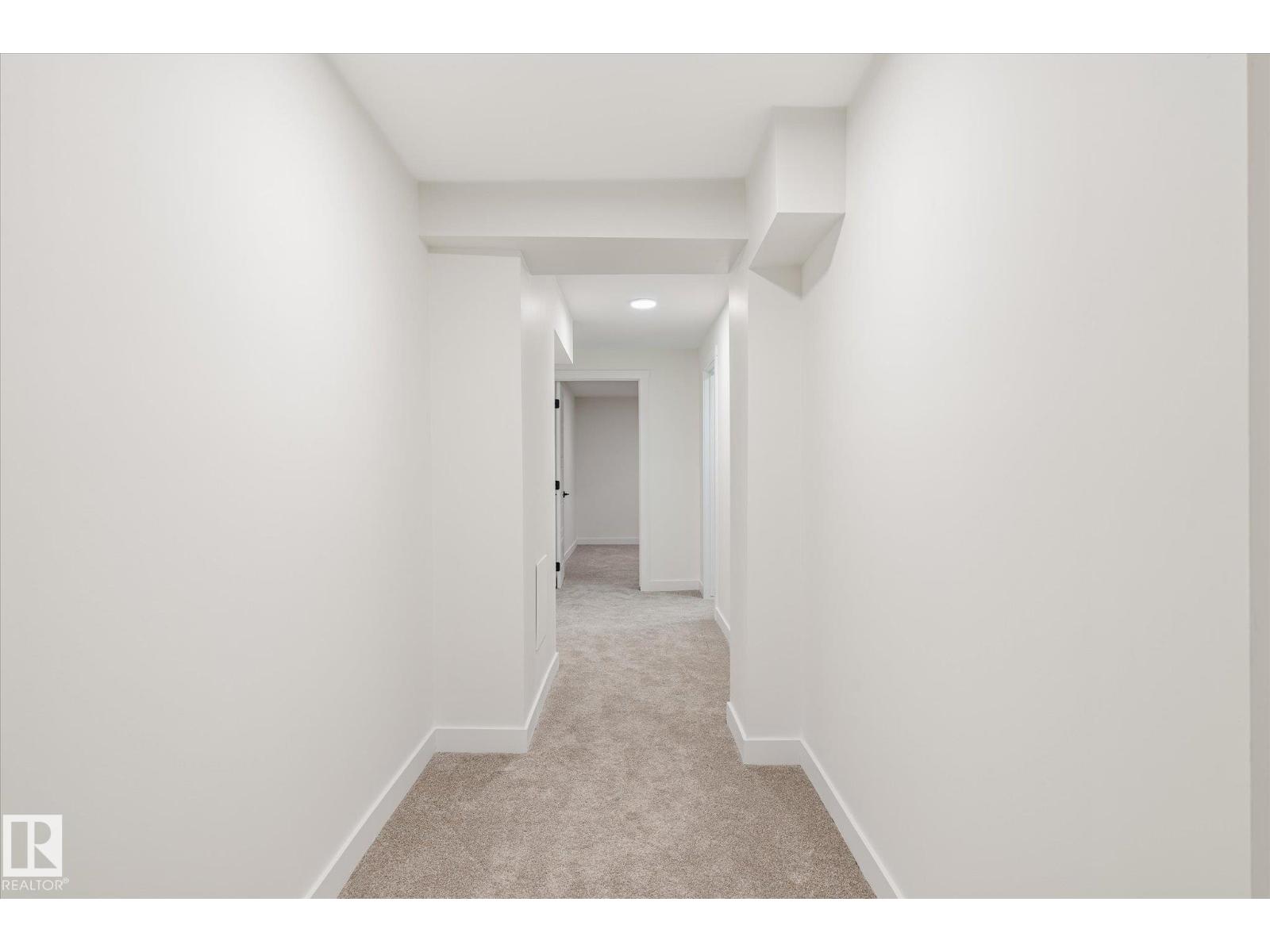 6540 184 ST NW - 29