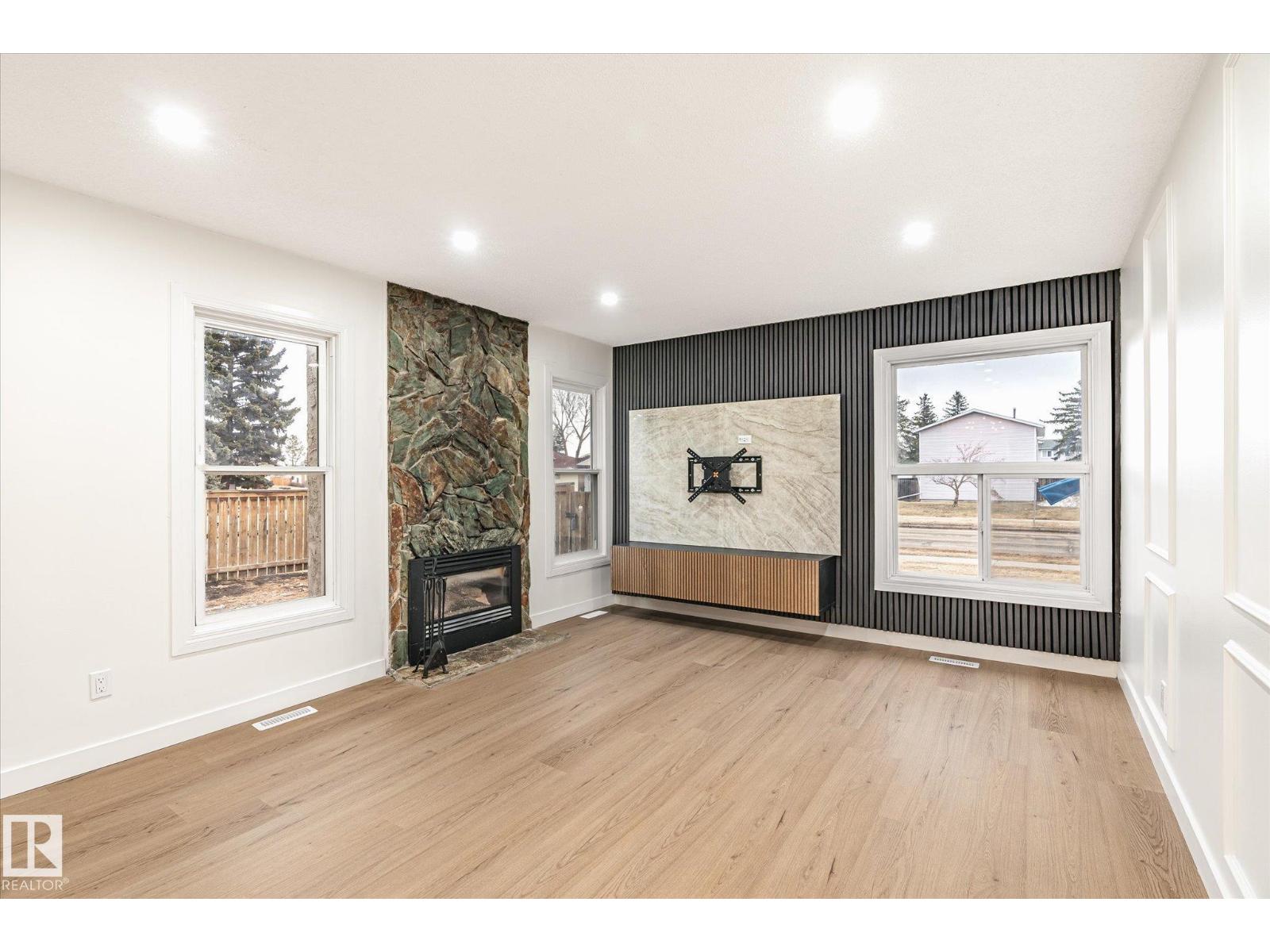 6540 184 ST NW - 1