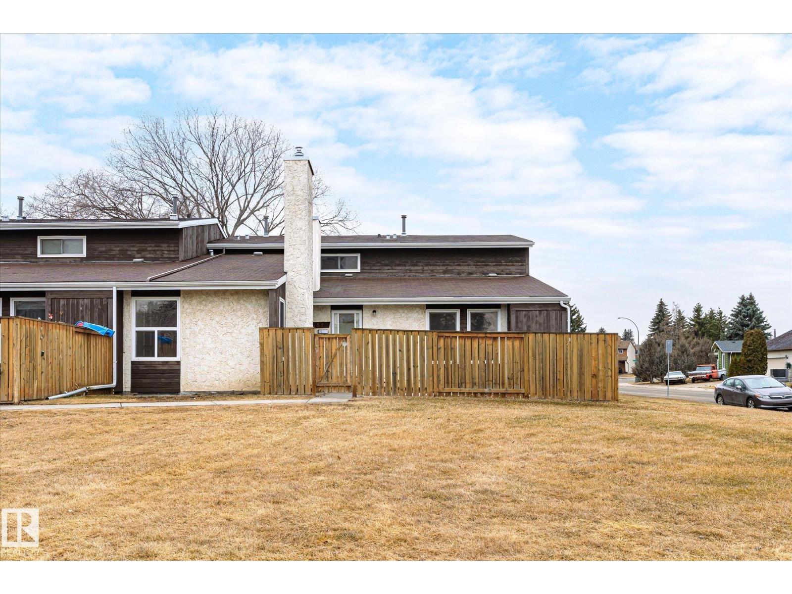 6540 184 ST NW - 39