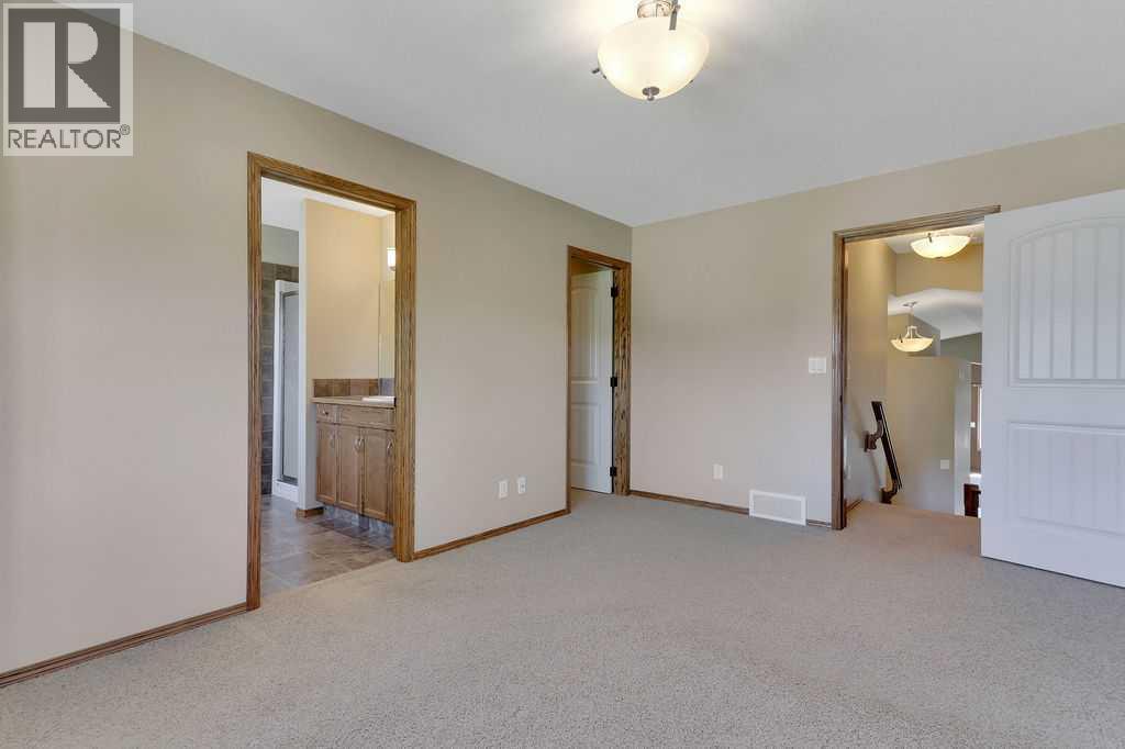 9 Thomas Place — photo 26