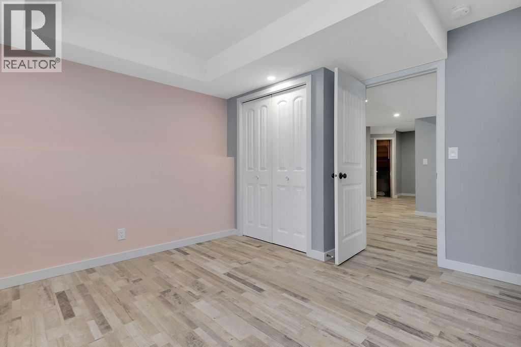 9 Thomas Place — photo 37