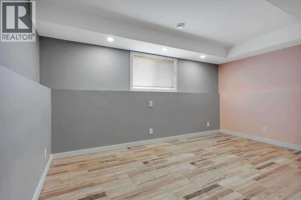 9 Thomas Place — photo 36