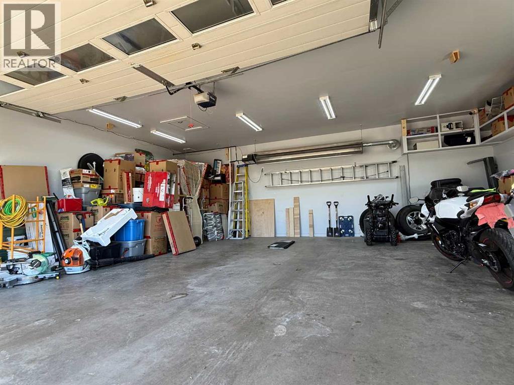 204 6 Street - 5