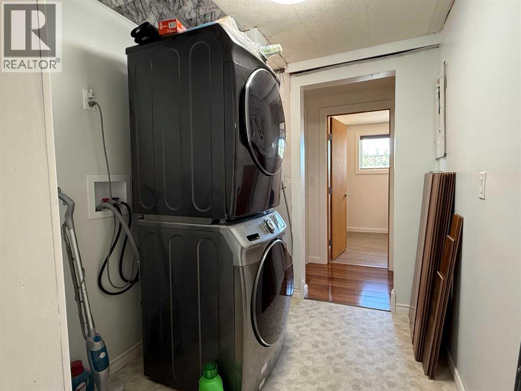 204 6 Street - 21