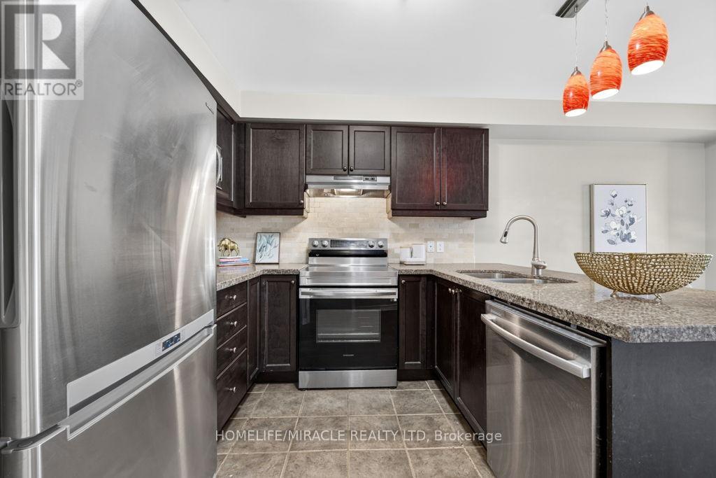 1306 WHITELAW AVENUE - 16