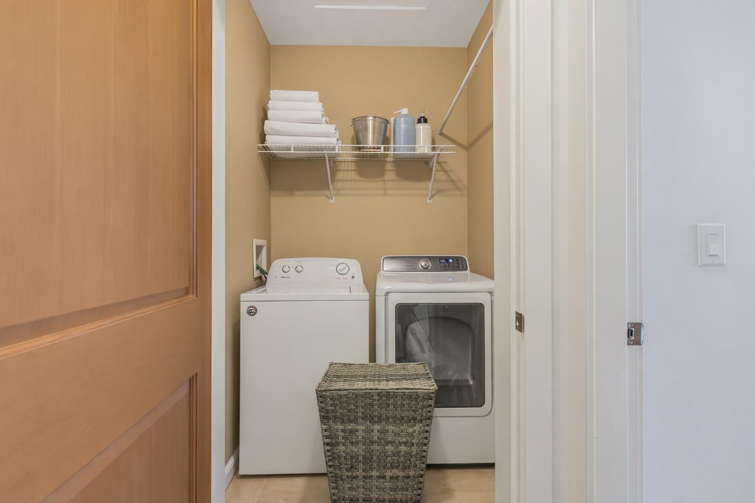 18 20738 84 AVENUE, Langley