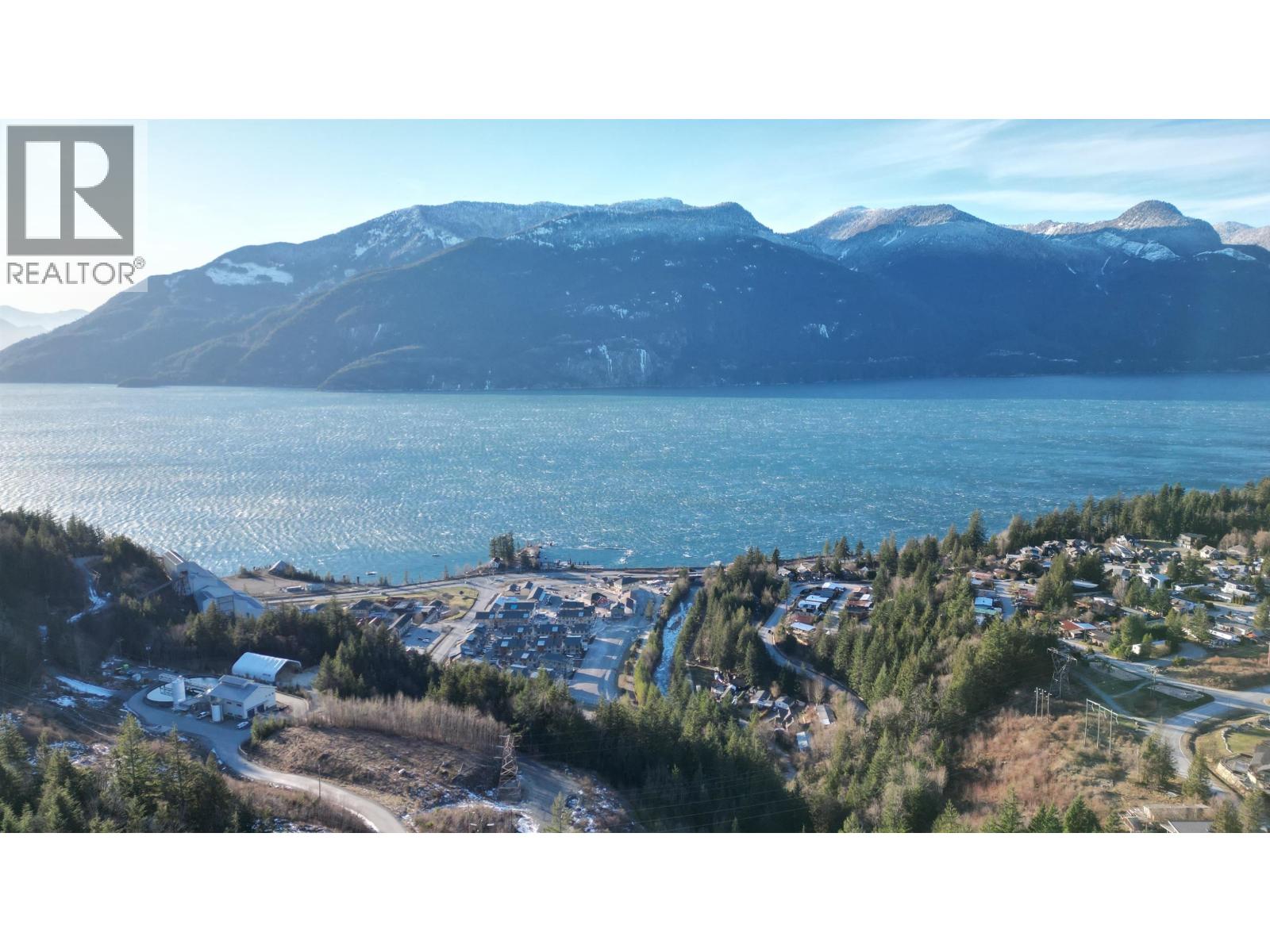 1121 COPPER DRIVE, Squamish