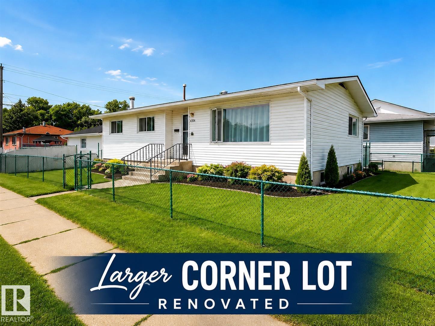 4304 121 AV NW, Beacon Heights, Edmonton photo 1