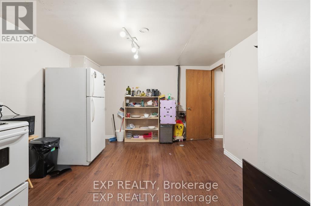 139 DALEWOOD AVENUE - 18