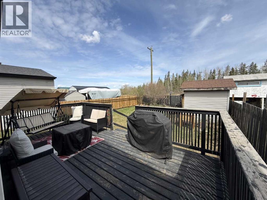 192 Grandview Crescent - 13