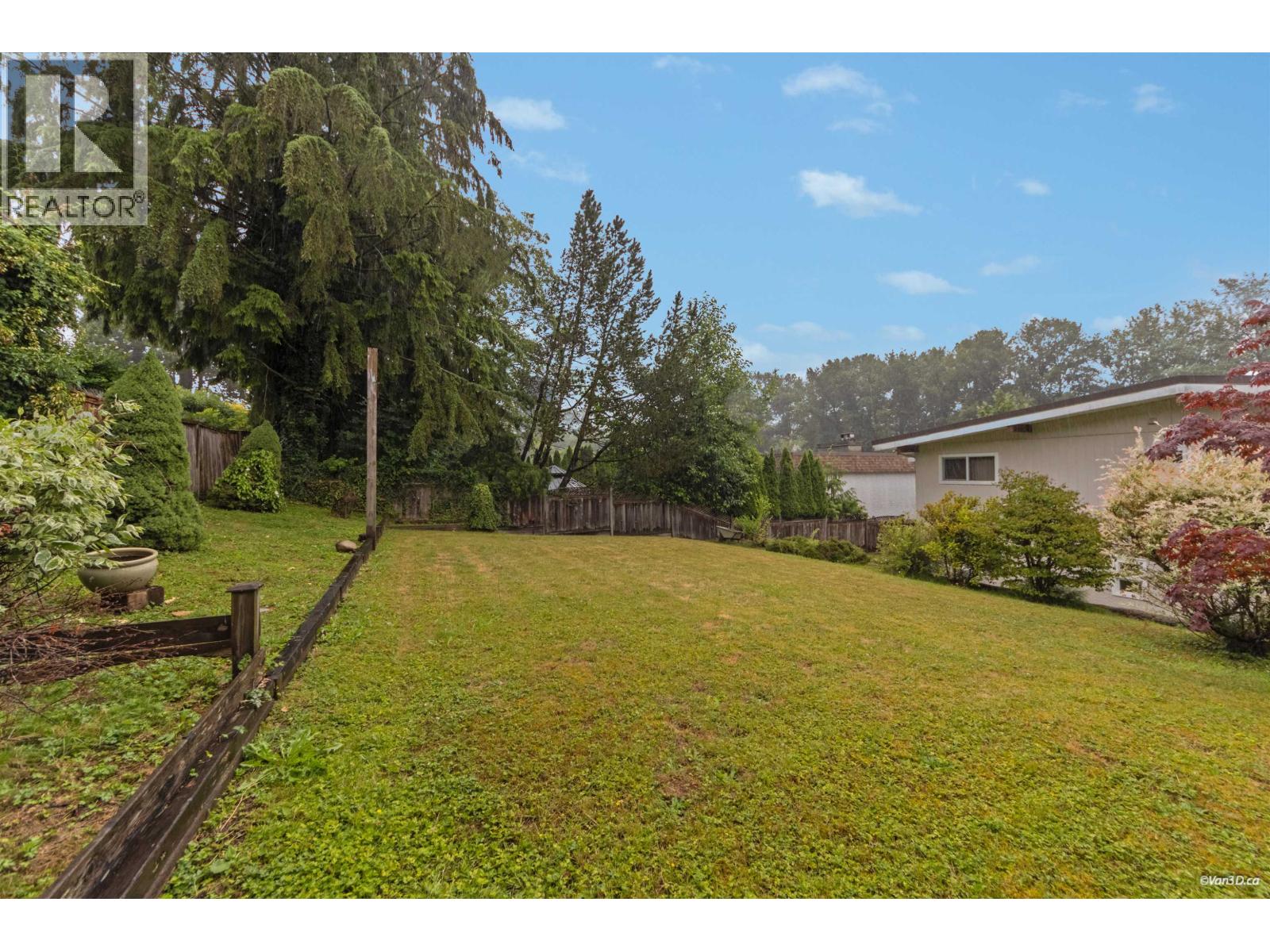 5350 BRAELAWN DRIVE, Burnaby