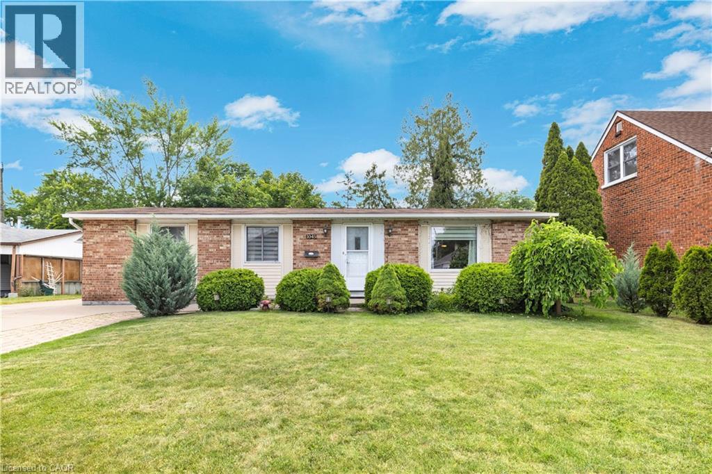 1045 REEDMERE Road - 1