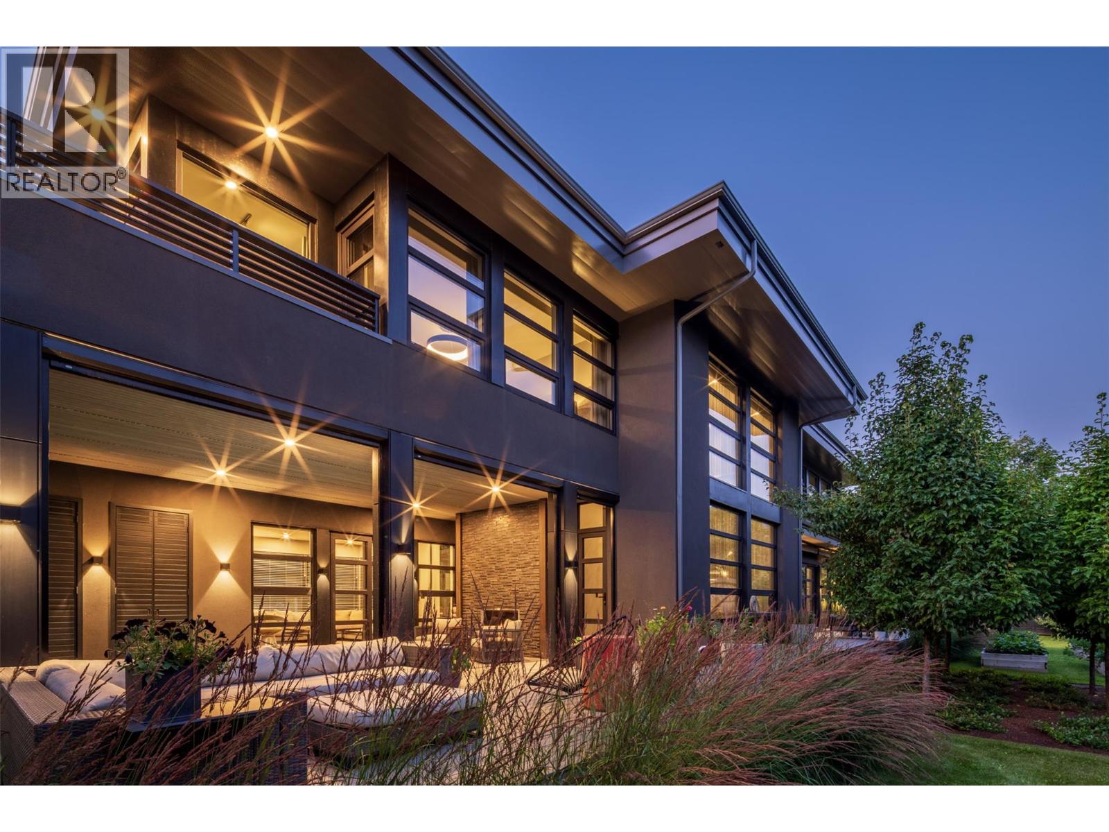 702 7th Street - 3