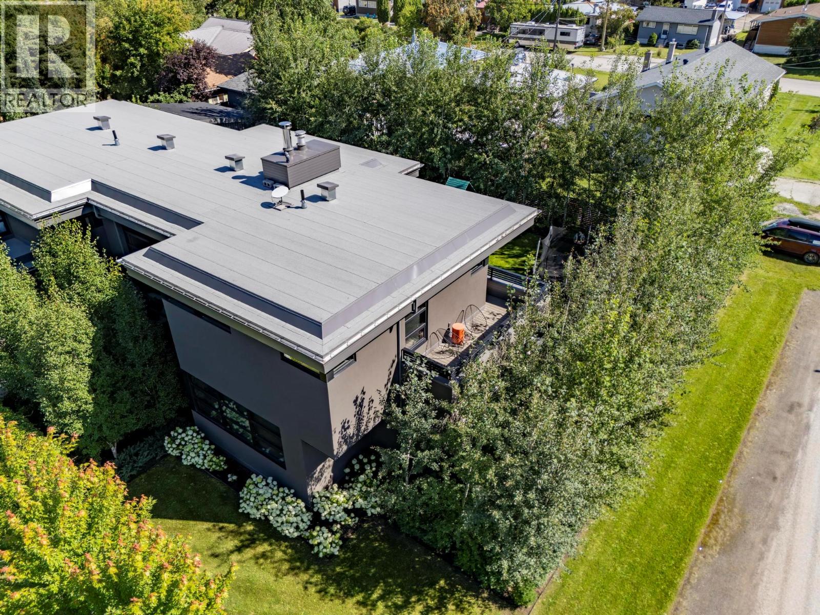 702 7th Street - 84
