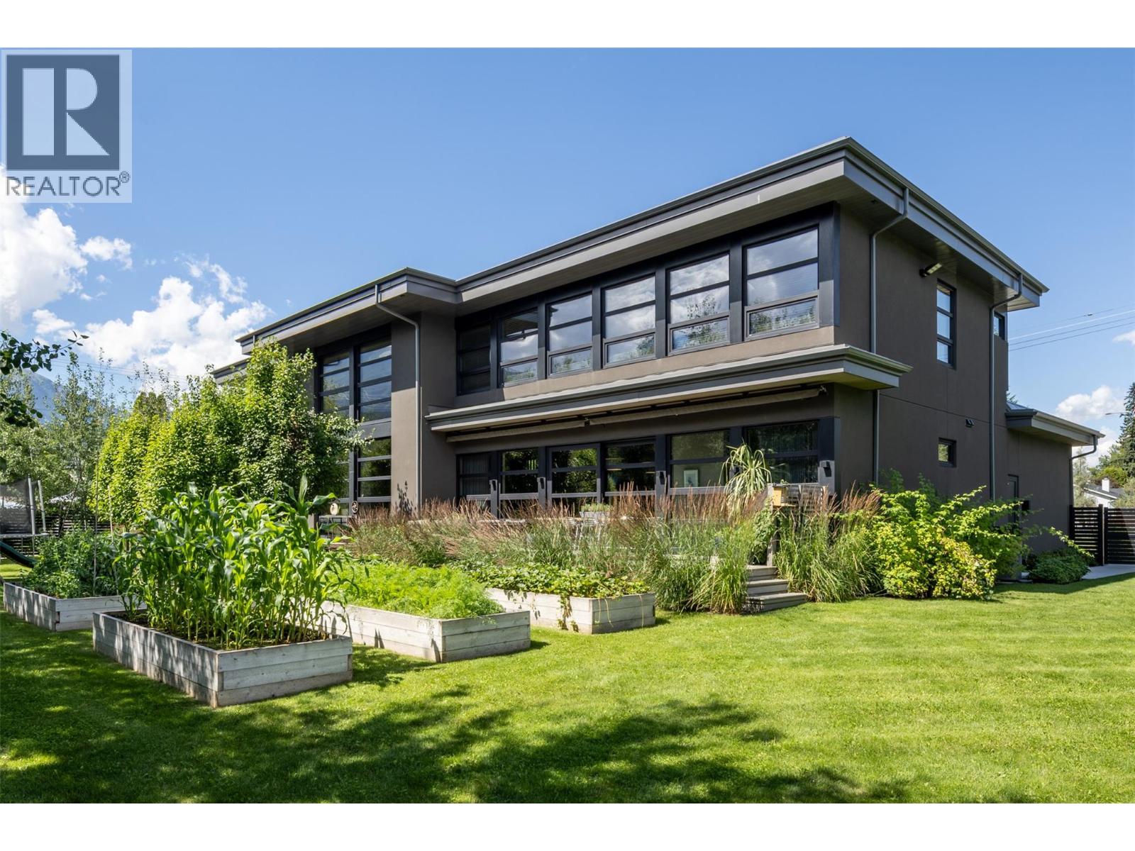 702 7th Street - 73