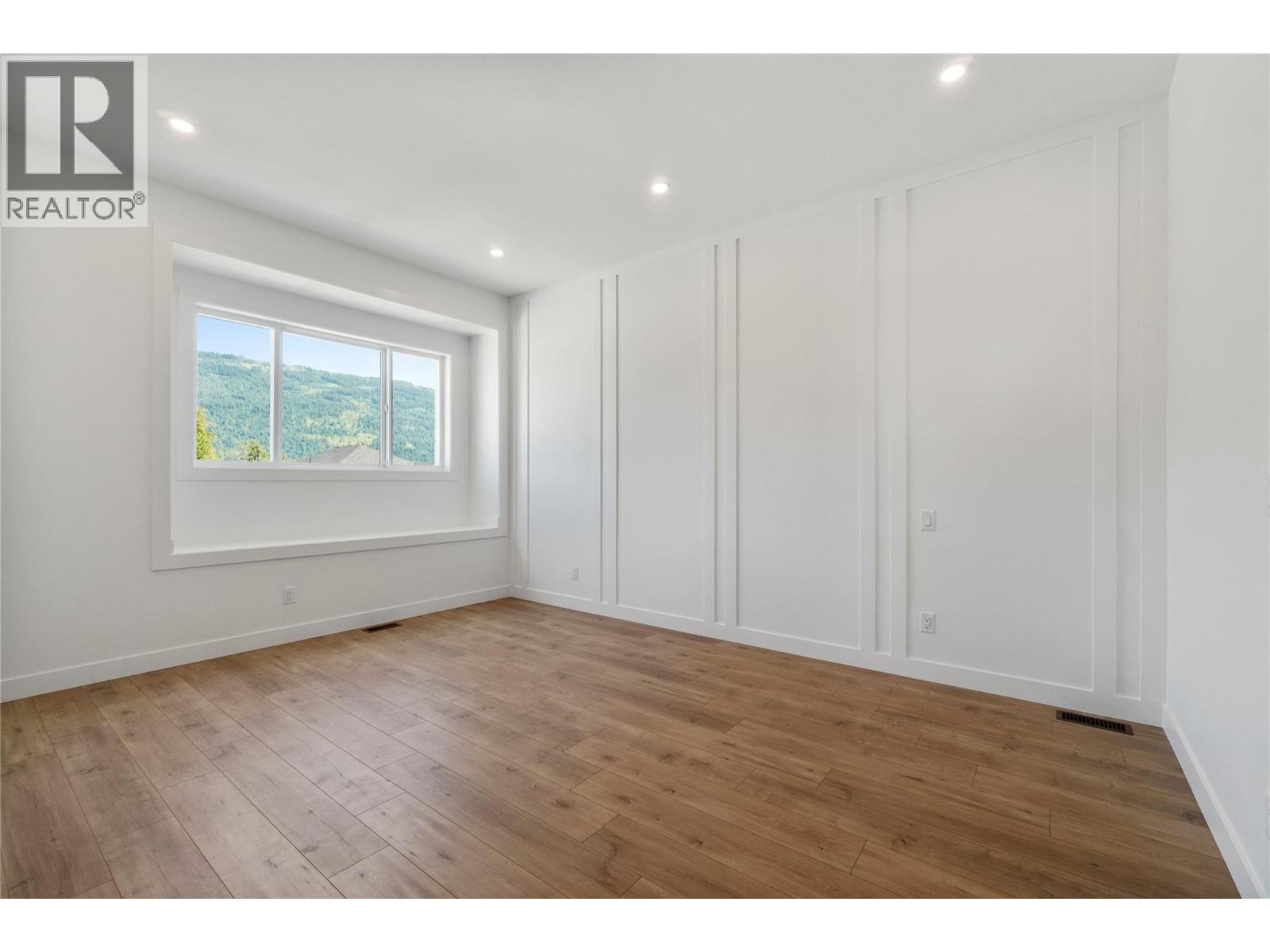 6821 42 Street NE - 19