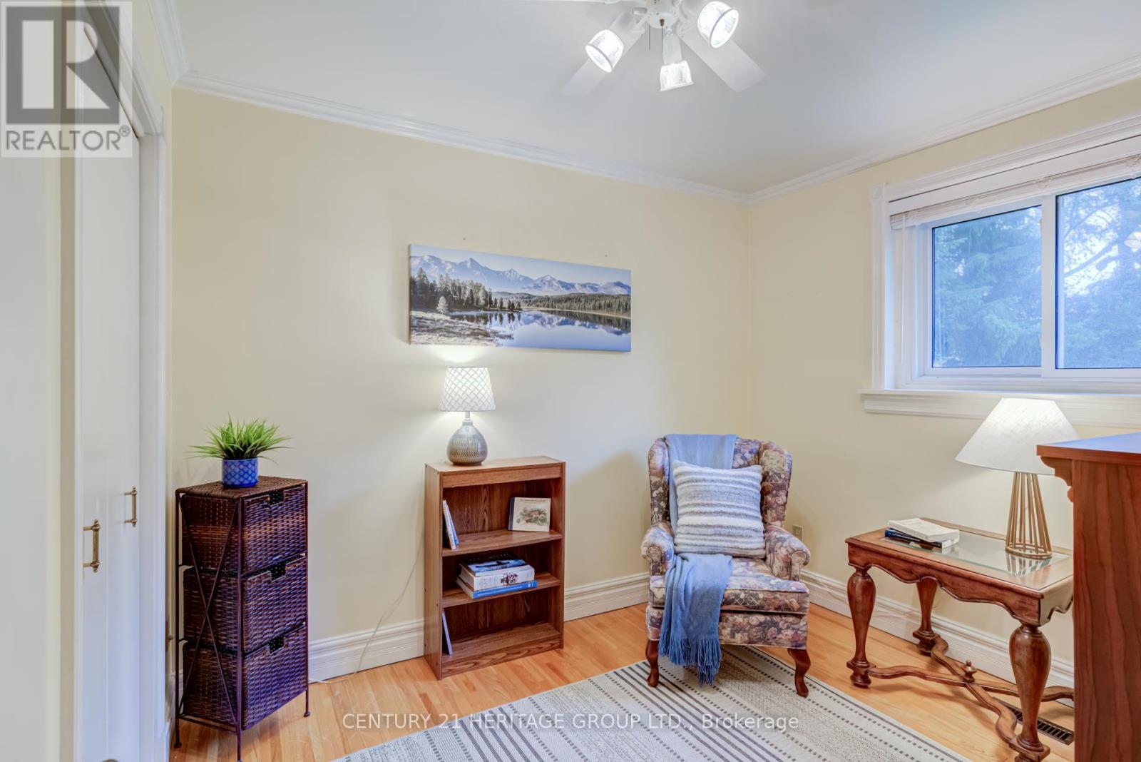 129 BOLTON AVENUE - 20