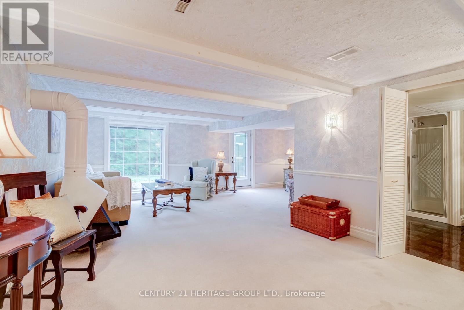 129 BOLTON AVENUE - 25