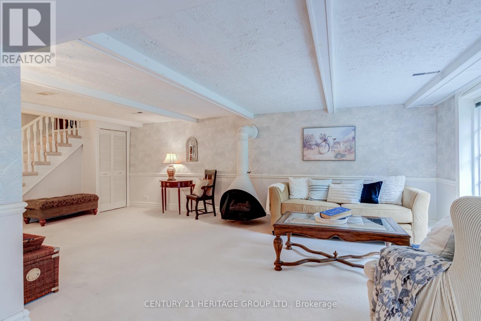 129 BOLTON AVENUE - 27