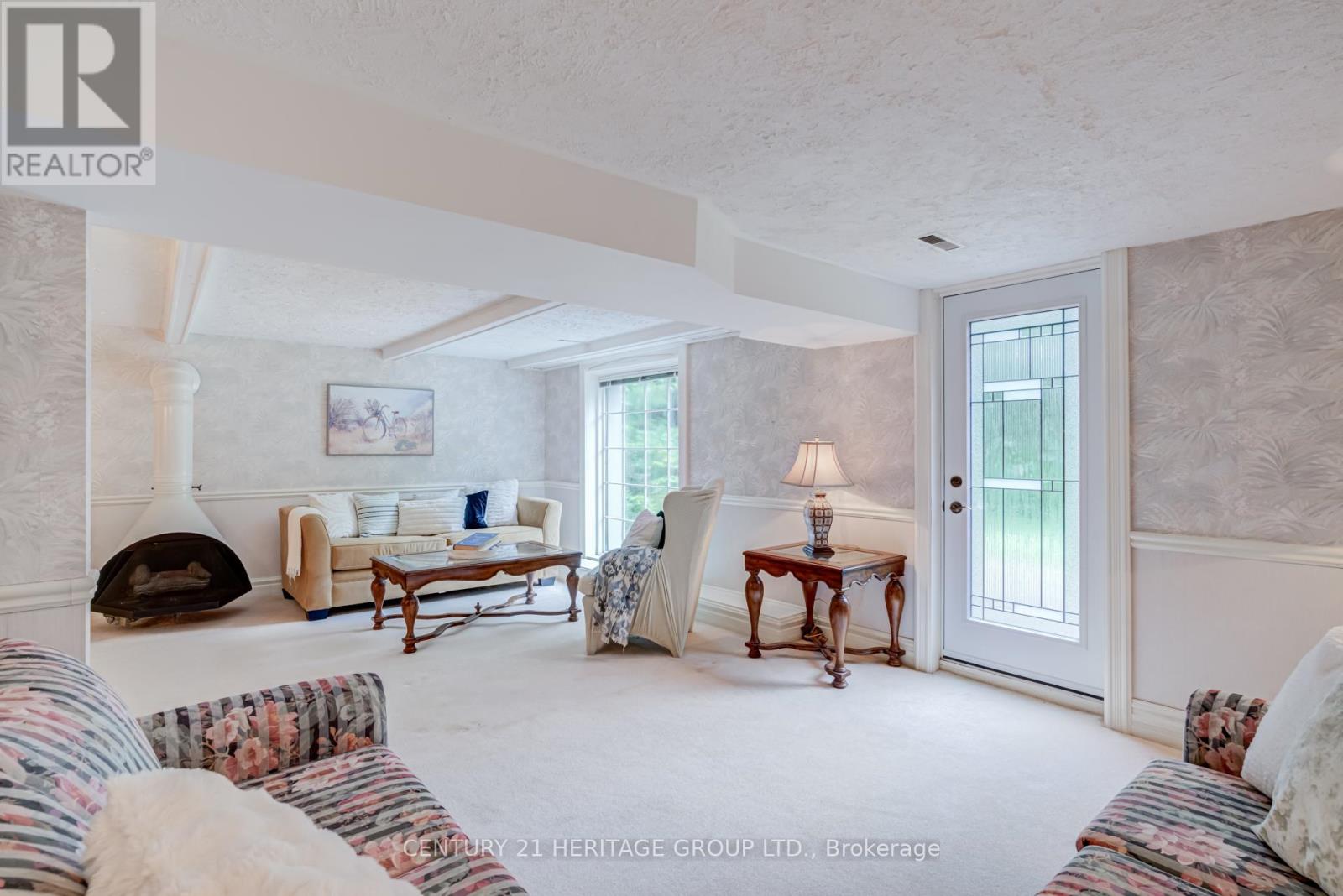 129 BOLTON AVENUE - 30