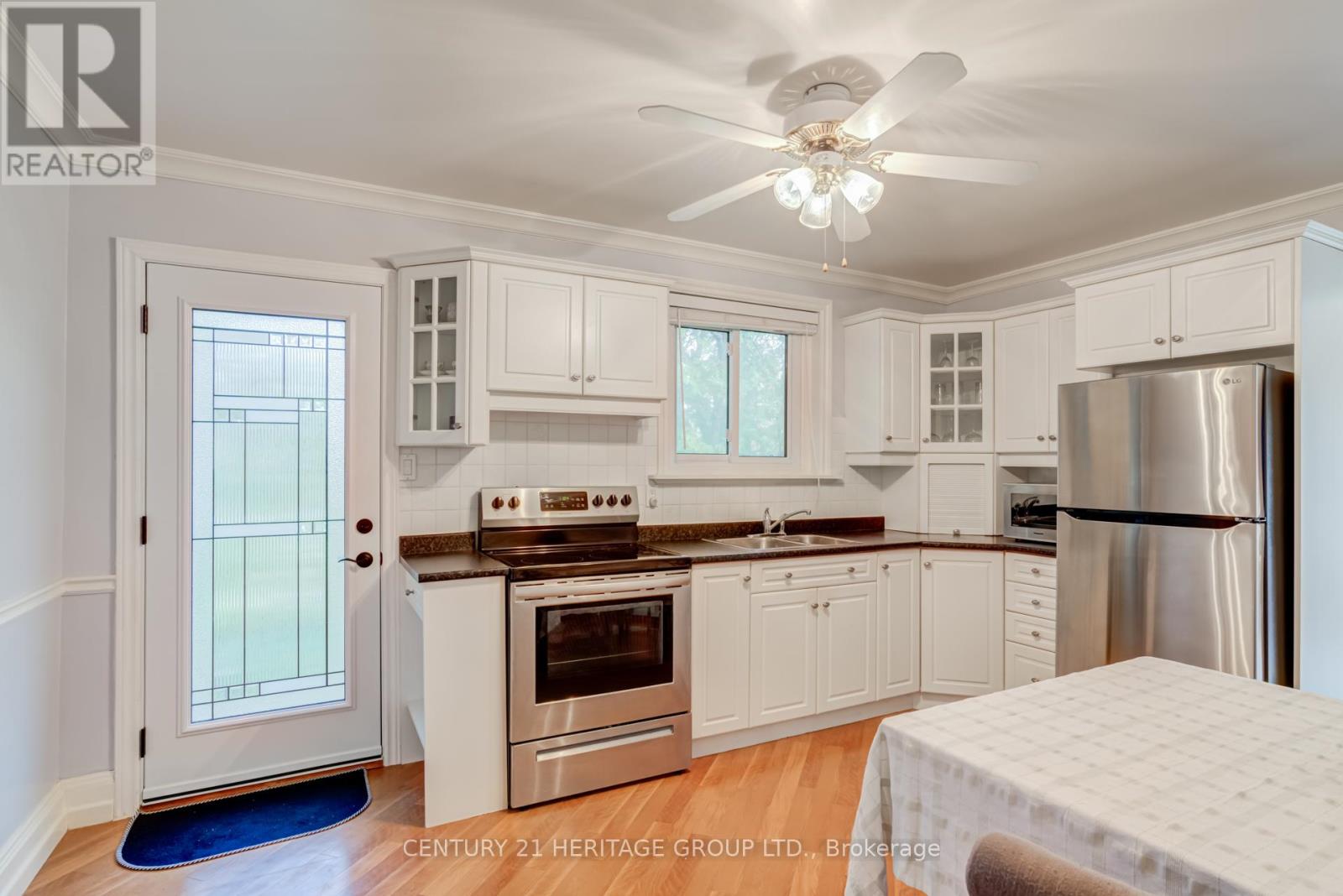 129 BOLTON AVENUE - 6