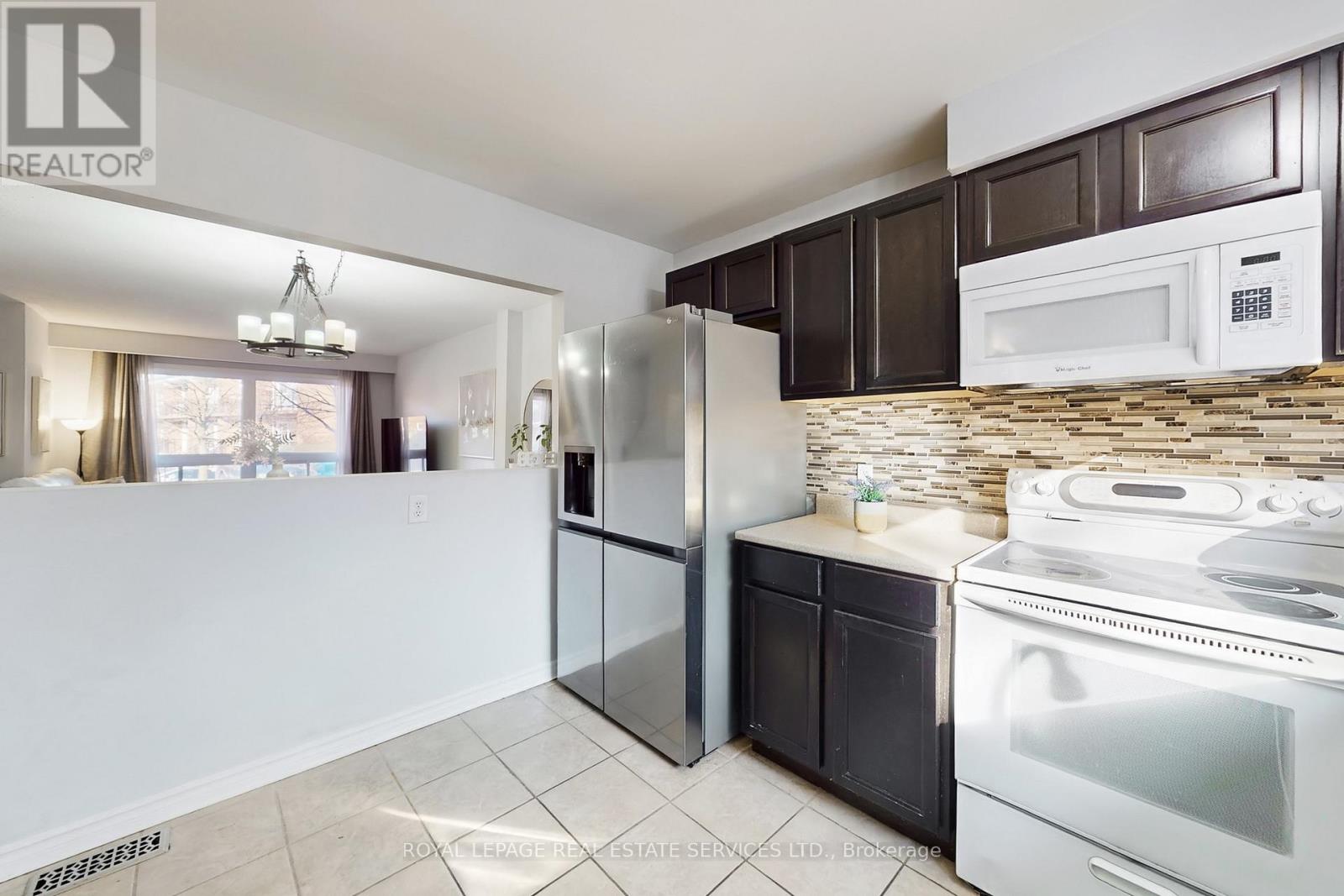#25 3001 CENTENNIAL DRIVE - 17