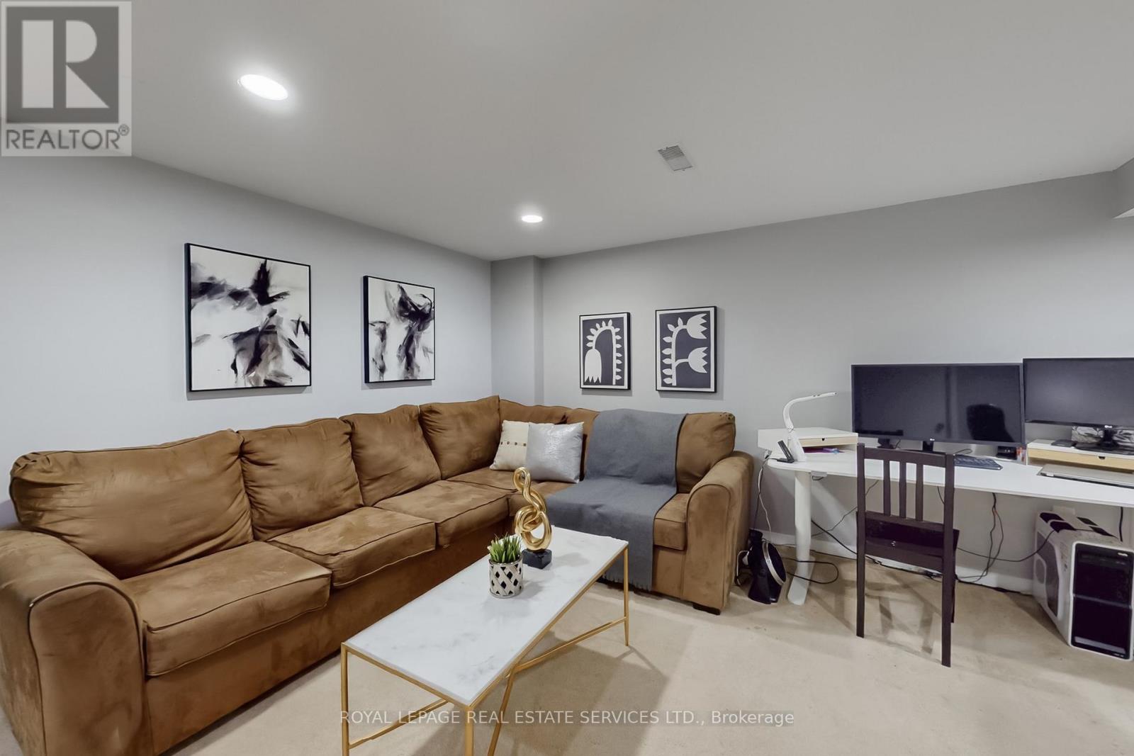 #25 3001 CENTENNIAL DRIVE - 39