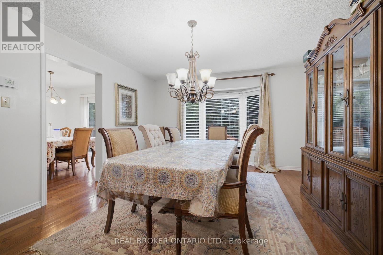 1356 MAPLERIDGE CRESCENT - Image 10