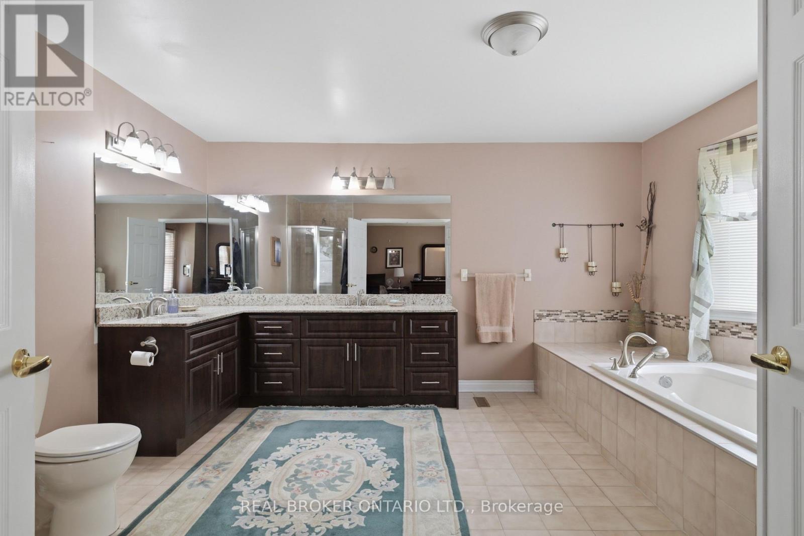 1356 MAPLERIDGE CRESCENT - Image 19