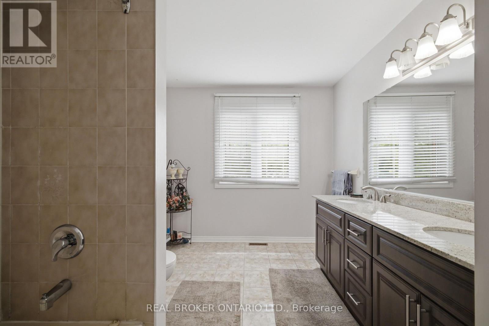 1356 MAPLERIDGE CRESCENT - Image 26