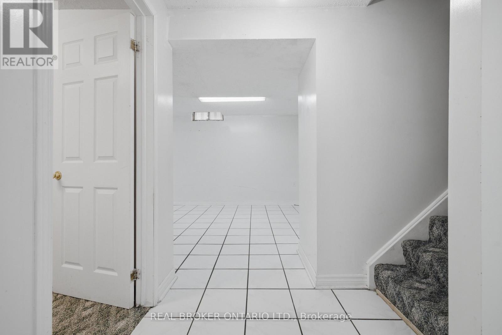 1356 MAPLERIDGE CRESCENT - Image 28