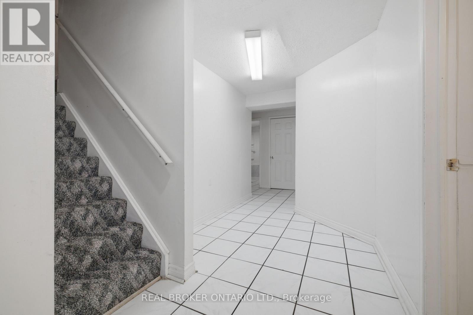 1356 MAPLERIDGE CRESCENT - Image 31