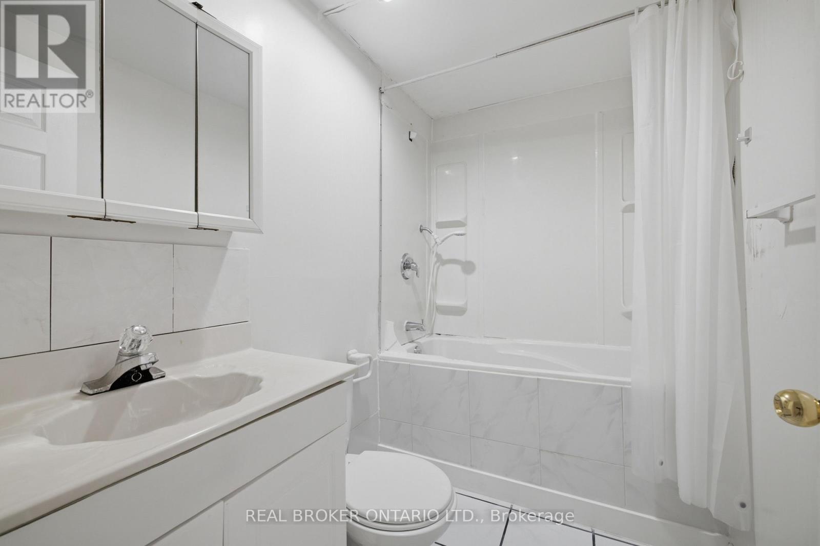 1356 MAPLERIDGE CRESCENT - Image 33