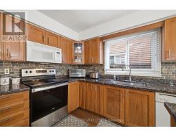 Bedroom - 1356 Mapleridge Crescent, Oakville, ON L6M2G6 Photo 13