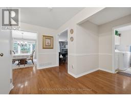 Bedroom - 1356 Mapleridge Crescent, Oakville, ON L6M2G6 Photo 15