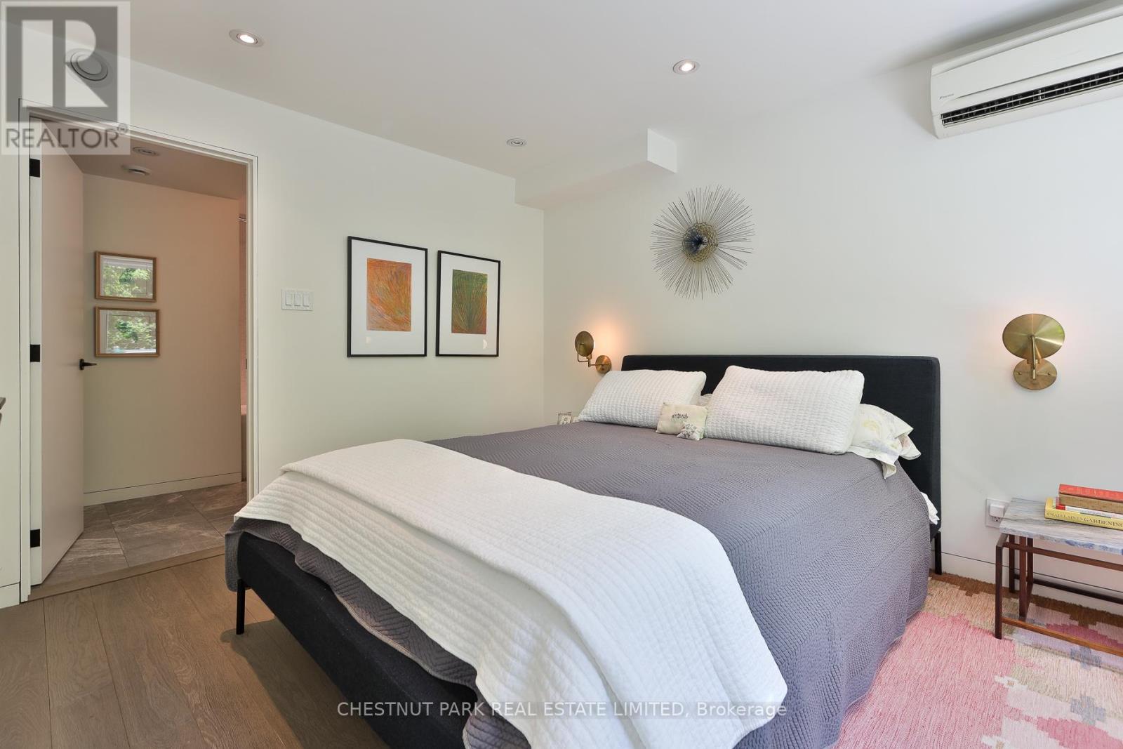 835 ROYAL YORK ROAD - Image 29