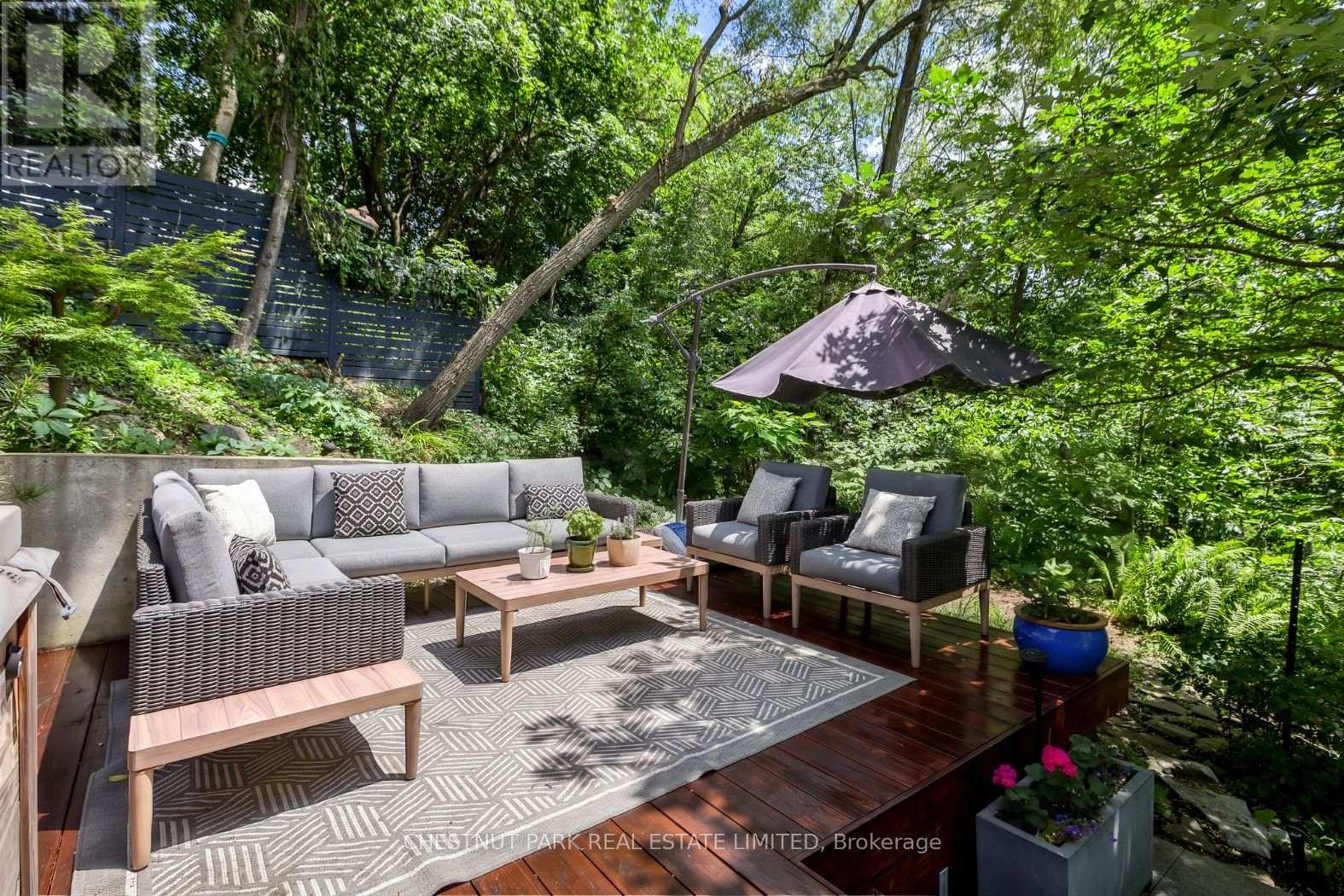 835 ROYAL YORK ROAD - Image 38