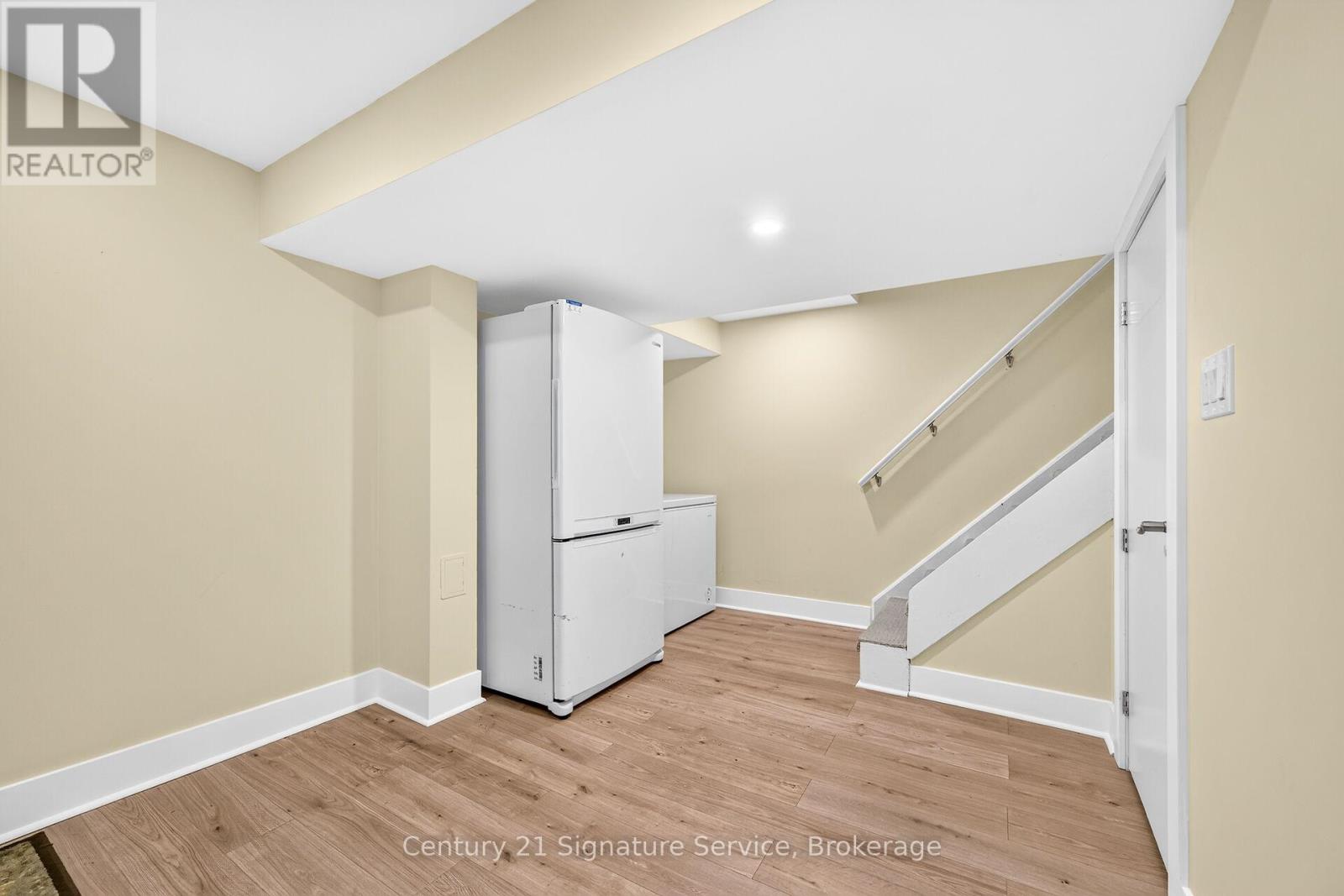 5183 BANTING COURT - 44