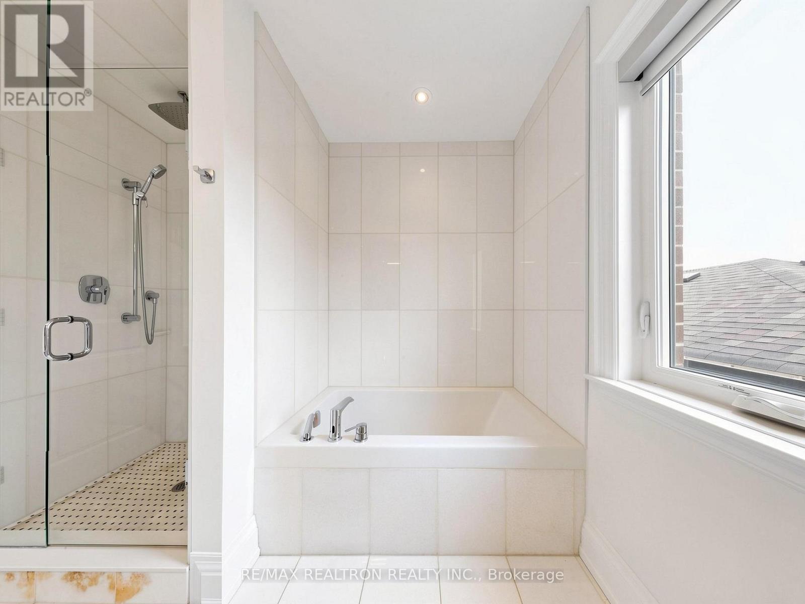 402 GLEN PARK AVENUE - 27