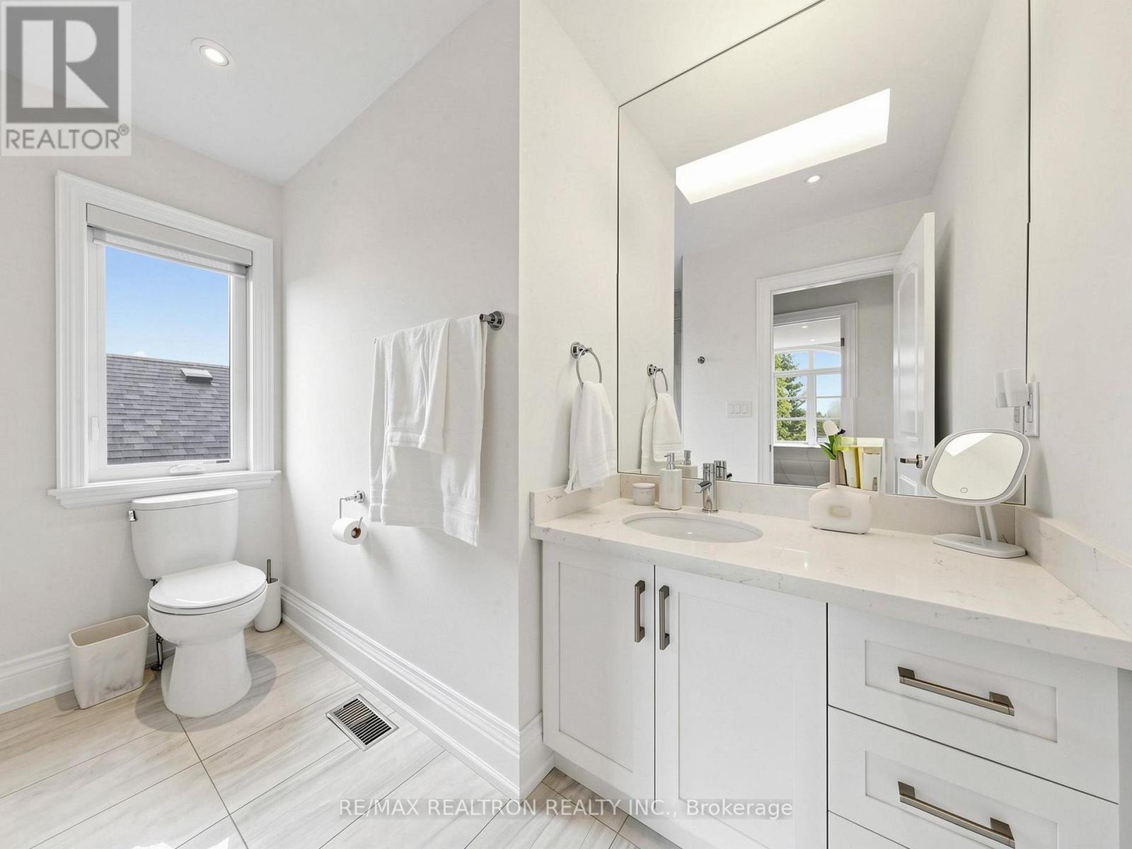 402 GLEN PARK AVENUE - 32