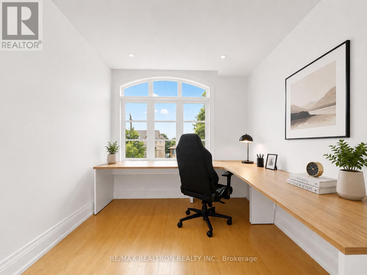 402 GLEN PARK AVENUE - 31