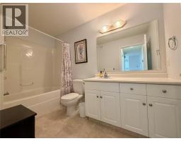 11001 13 Street Unit# 204, Dawson Creek, BC V1G4Z8 Photo 11