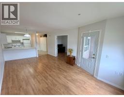 Living room - 11001 13 Street Unit# 204, Dawson Creek, BC V1G4Z8 Photo 6
