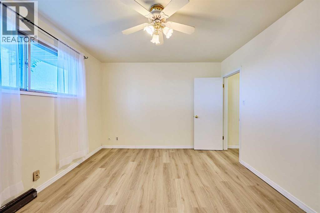 28 CORNELL Place NW - 24