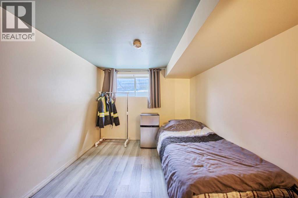 28 CORNELL Place NW - 39
