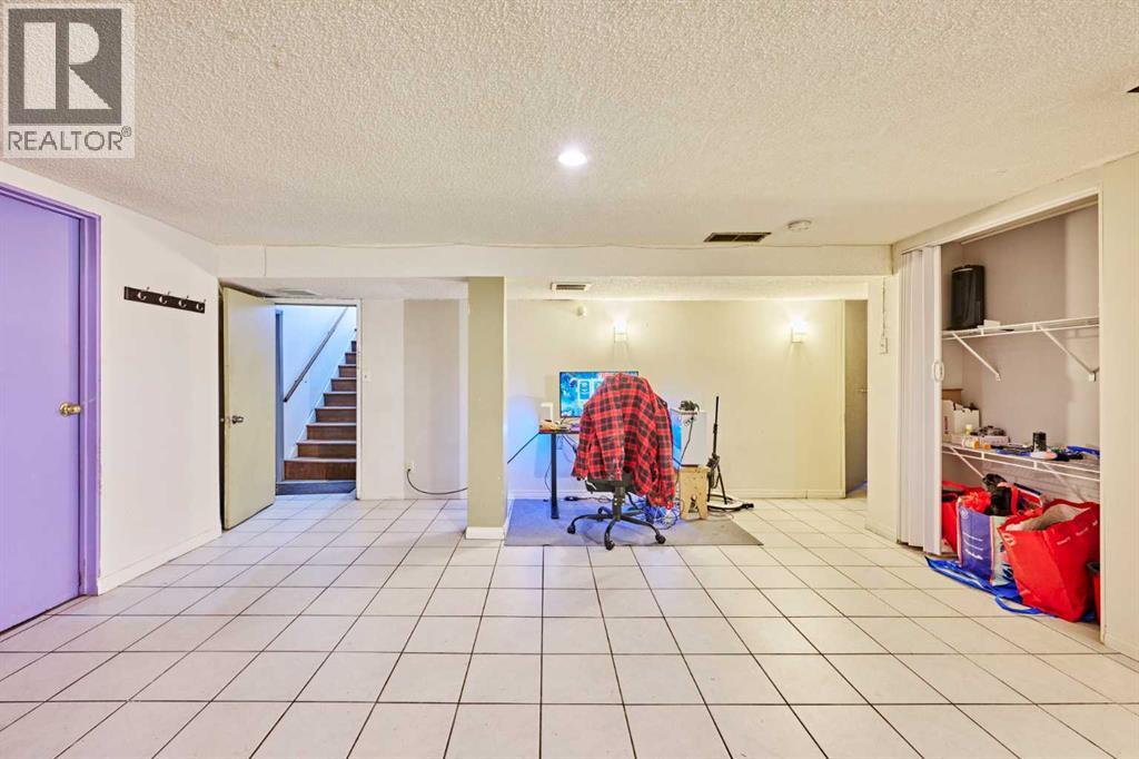 28 CORNELL Place NW - 34