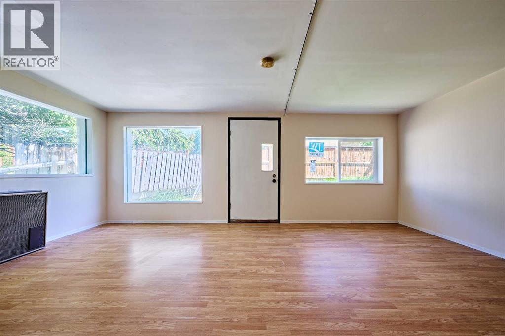 28 CORNELL Place NW - 28