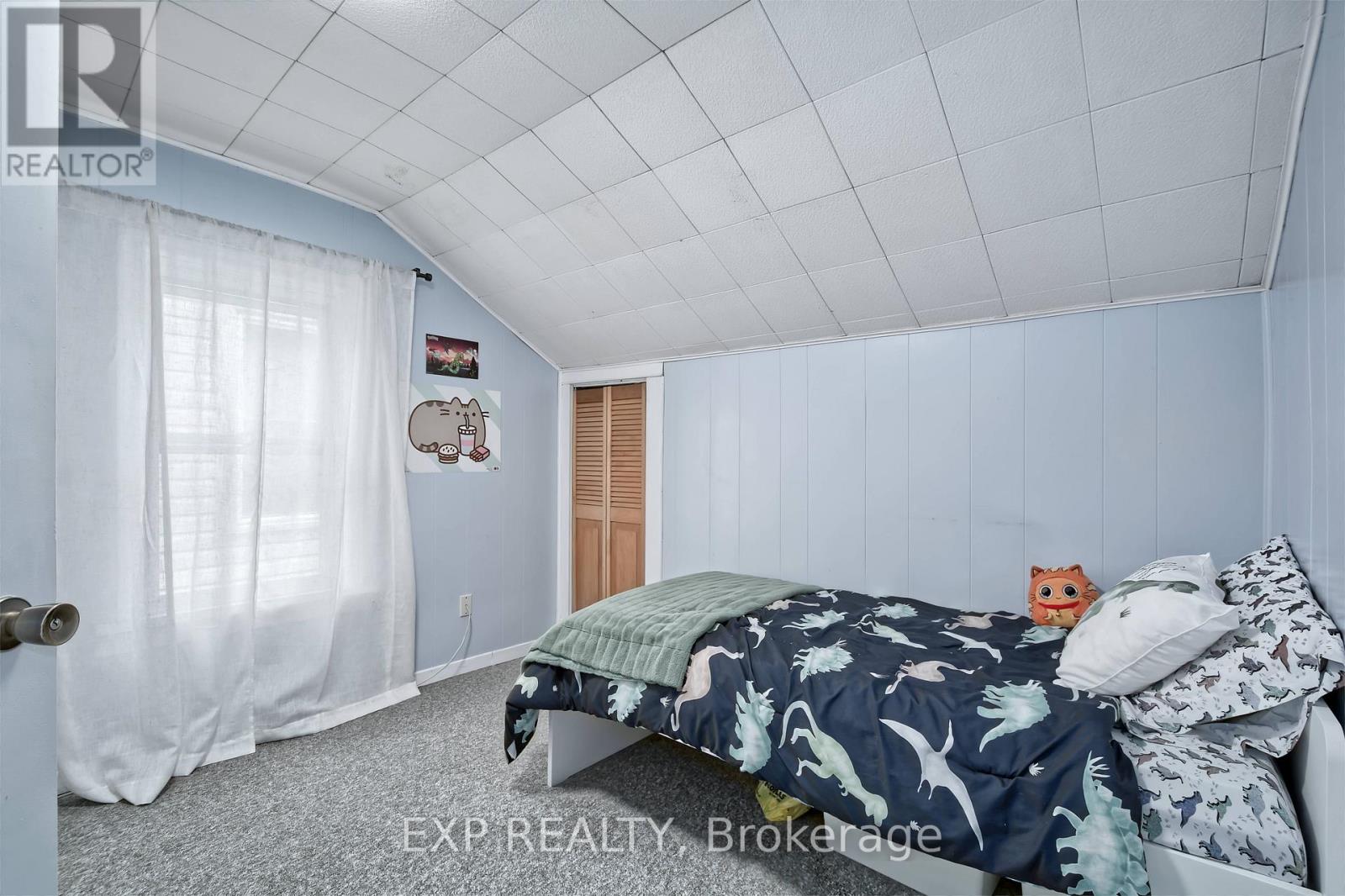 49 EUCLID AVENUE - 29